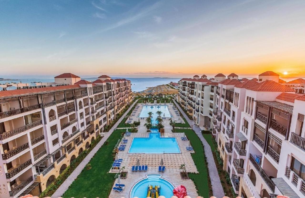 Premium Sea View 2 Bedrooms 2 Bathrooms Apartment Located Within Gravity Hotel & Aquapark הורגהדה מראה חיצוני תמונה